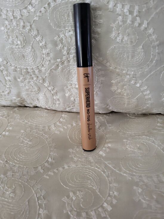 it cosmetics Other - IT COSMETICS ~ SUPERHERO NO TUG SHADOW STICK ~ Bionic Bronze ~ 0.05 OZ BOXED